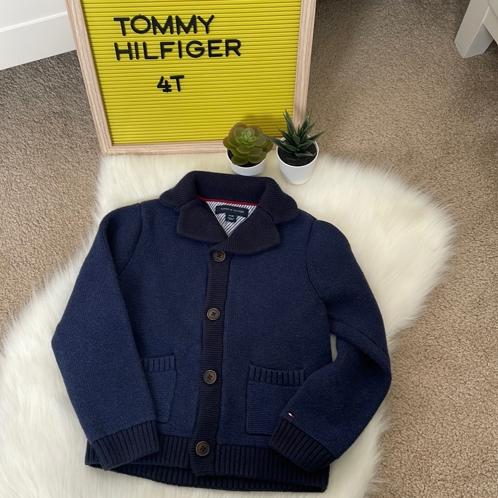 Tommy Hilfiger sweater